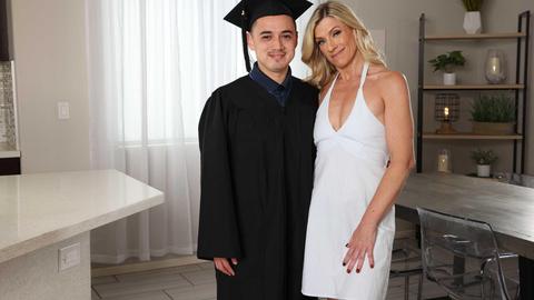 Hot Mom Fun Charlie Offers Her Pussy as a Graduation Present