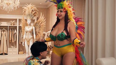 Her daring carnival outfit leads to a wild creampie surprise