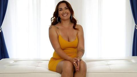 Amateur MILF Tara drops her top for a wild casting interview